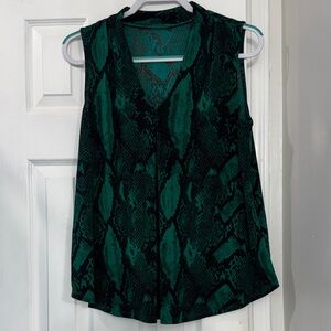 Worthington Green and Black Sleeveless Blouse